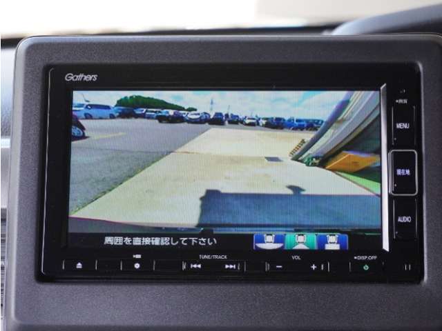 ◆バックカメラ◆リバースにするだけで映ります、後方の安全確認や、狭い駐車場での車庫入れ、雨の日や夜間など視界の悪い時に便利です！安全にバックする為には欠かせない装備です。