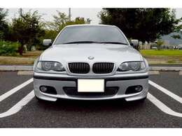 非常にきれいなBMW 320i が入荷しました。走行距離も5万キロ以内、オイル漏れもなく程度が良いです。