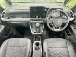 グループ総在庫数約30，000台！！全国の系列店からメーカー・車種問わずご紹介出来るので、あなたにピッタリのお車が見つかるはずです♪まずはお問い合わせ下さい☆