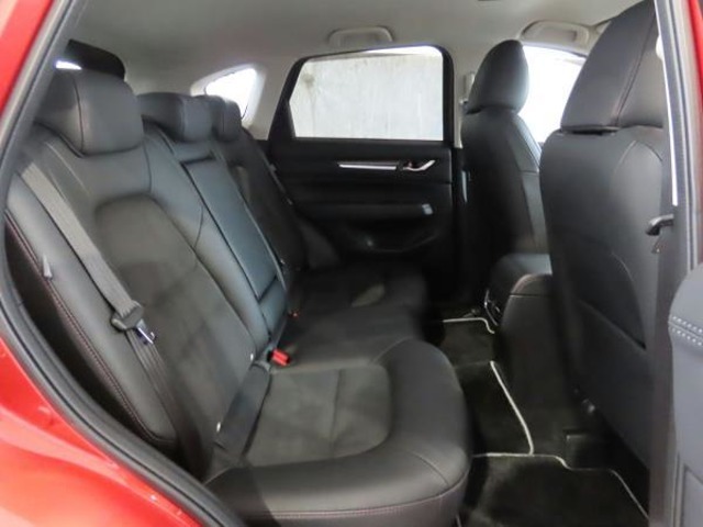 【車内ルームクリーニング済】展示前に内装・外装をプロがしっかりとクリーニングしております。