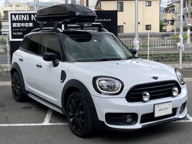 MINI正規販売店のお車は、全てのお車にMINI認定中古車の保証書が発行されます。保障約款もございますので保障内容が明確でございます。お客様にご安心してお乗り頂けますよう、全力でお客様をサポート致します。