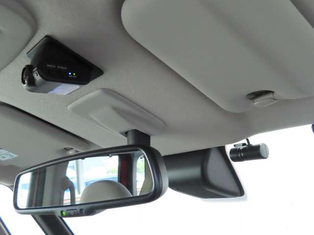 最近の必需品ドラレコ前後