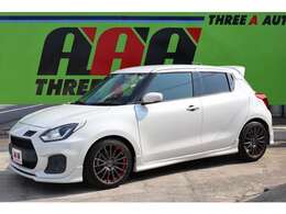 エアロパーツは、ボディ同色になります！！ボンネットはブラックに塗装済みで、引き締まったフロントフェイスでございます♪♪