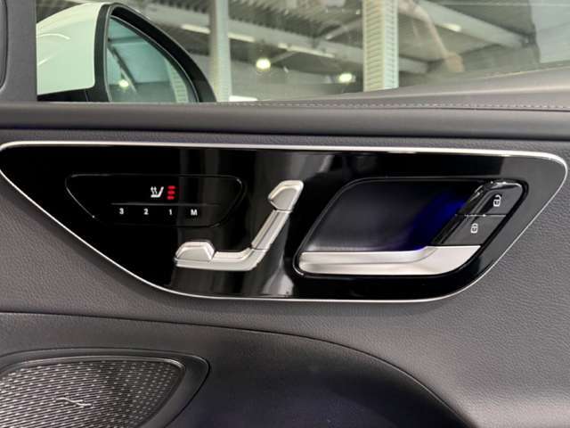 メモリー付パワーシート，シートヒーター