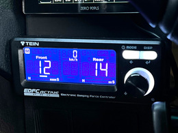 テインEDFCアクティブPro・減衰力が室内からオートでコントロール可能です。