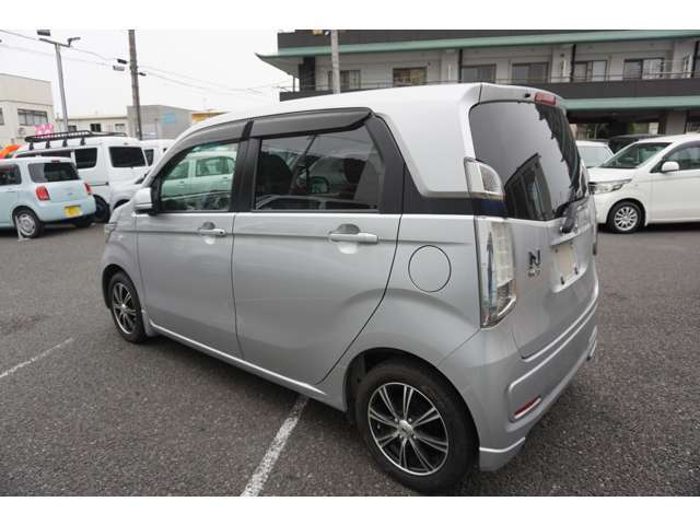 こだわりの修復歴なし車メインの厳選仕入れ・内装クリーニングに関しても力を入れております。禁煙車率常時9割以上達成しております。