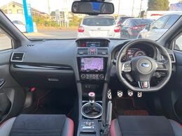 グループ総在庫数約30，000台！！全国の系列店からメーカー・車種問わずご紹介出来るので、あなたにピッタリのお車が見つかるはずです♪まずはお問い合わせ下さい☆