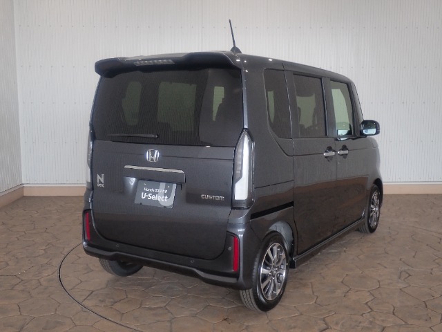 仕入れた車は隅々までチェックを行い、安全の確認を致します！不具合のあるものは、きちんと整備を行い、安全な状態で納車させて頂いてます☆