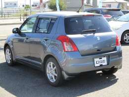 自社工場完備！お車の事なら何なりとご相談すださいませ。経験豊かな整備士が丁寧に対応いたします♪