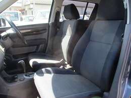 内装ルームクリーニング済みです。しっかり綺麗にしていますので、是非、お確かめください。納車時にはもう一度キレイにしてからお渡しします。