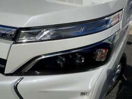 4WD☆純正9インチナビ☆フリップダウンモニター☆バックカメラ☆両側パワースライドドア☆革調シートカバー☆車高調☆LEDライト☆セーフティセンス☆スマートキー☆アイドリングストップ☆ETC☆試乗OK