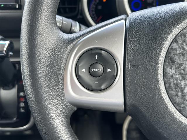 【運転席操作部】快適なドライブを楽しむための機能が装備されています！運転席から触れるので、使いやすいです！除菌プランいれていただくと、さらに清潔で安心していただけます！
