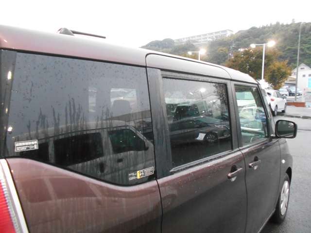 プライバシーガラスです