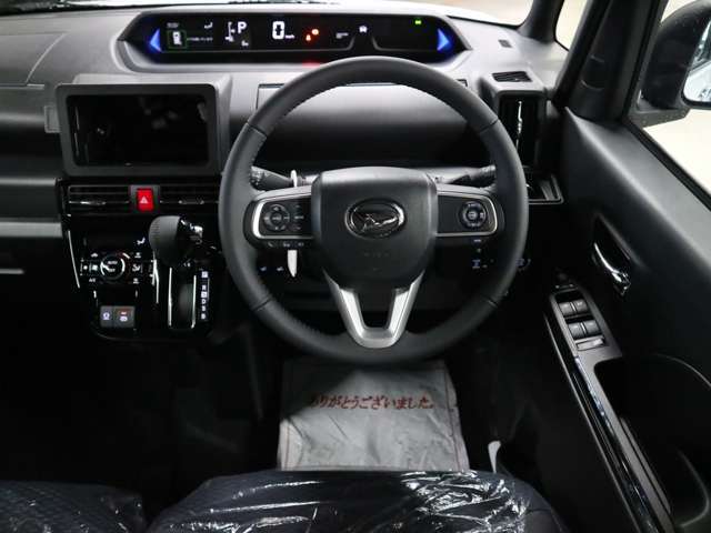 系列会社にメルセデスベンツ、BMW、VW、GMシボレー、クライスラー、スズキアリーナ等正規ディーラーを持つ当社ならご納車後の整備のノウハウも御座いますので安心してお乗り頂けます。