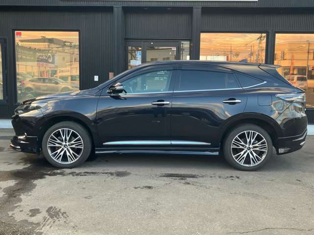 カタログ燃費16.0Km/リッター（JC08モード）