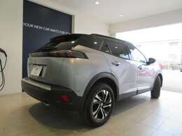 耐久性に優れたコーティングを低価格にてご用意致しております。愛車をいつでも気持ちよく乗っていただくために、納車時の施工をオススメしております。