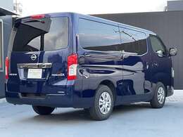 当社自慢のお車です。横にこの車のセールスポイントを、多数の写真と説明しております！まずはご覧になってください。いろんなところをチェックできますよ。