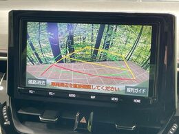 【バックカメラ】駐車時に後方がリアルタイム映像で確認できます。大型商業施設や立体駐車場での駐車時や、夜間のバック時に大活躍！運転スキルに関わらず、今や必須となった装備のひとつです！