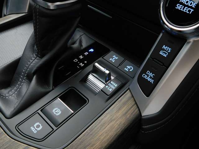 トヨタ ランドクルーザー300 3.5 ZX 4WD 2024年 0.3万キロ (大阪