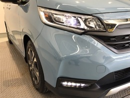 【LEDヘッドライト】ディスチャージヘッドライト（HID）と同等の明るさで、夜道や雨天走行が明るく視界良好！！　フォグライトも装備で、安心感さらにUPです♪安心ドライブを楽しんで下さい♪