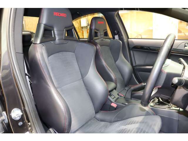 ハーフレザーシート