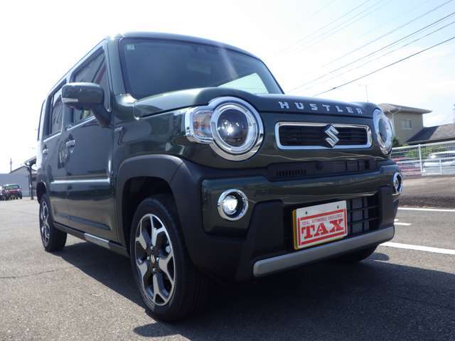 軽の届出済未使用車、5,000km未満走行のチョイ乗り車、走行3万km以下の優良中古車が揃ってます。新車も国産メーカーならどんどん売ってます。実は非常に安いんです。