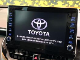 【ナビ機能付きディスプレイオーディオ】ナビ機能搭載の他、お持ちのスマートフォンと連携して、ナビやbluetoothでの音楽再生が可能です♪デザインはもちろん操作性も良好！