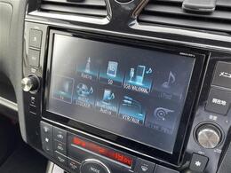 こちらはオーディオ周りの写真になります。一通りの装備はついてます。動作確認済みです。詳しい機能に関しましては装備欄を確認ください。