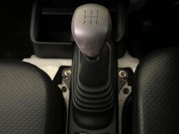 【フロア5速MT】5速MT！！走行をお楽しみいただけます♪