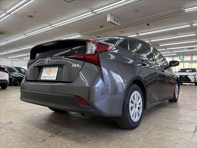 徹底した機関系チェック、入庫点検を行い、納車前は法定整備を実施しております。ご安心ください！！