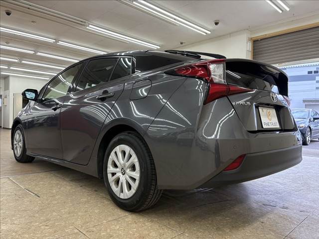 店舗敷地内に駐車スペースもございます。お車でのご来場をお考えの方はご安心ください♪