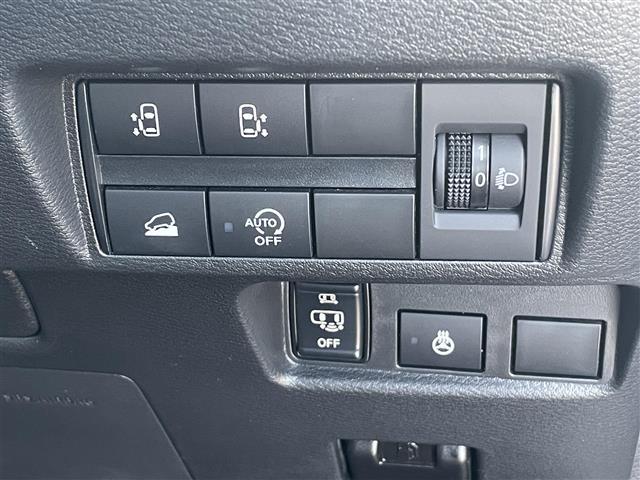 【　パワースライドドア　】ワンタッチでスライドドアの電動開閉が可能です♪♪
