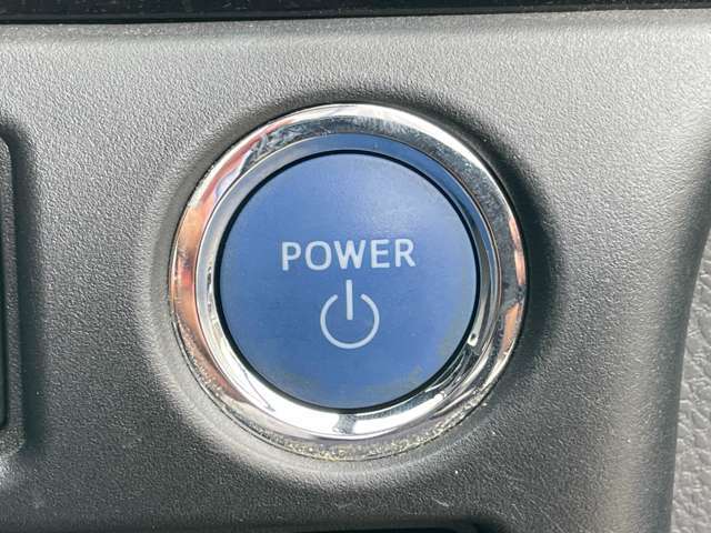 お車の機能や安全装備に関して気になる方は、ぜひ一度ご来店ください！その場でスタッフがご説明可能です！