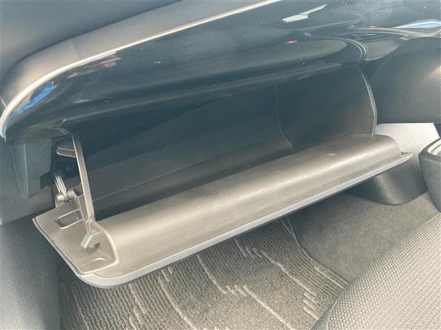 【運転席操作部】快適なドライブを楽しむための機能が装備されています！運転席から触れるので、使いやすいです！除菌プランいれていただくと、さらに清潔で安心していただけます！