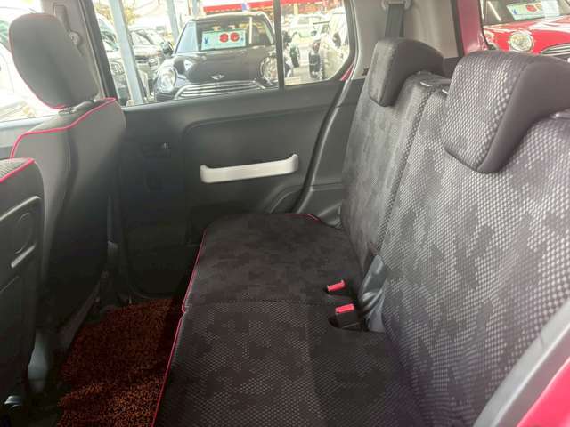 ■後部座席