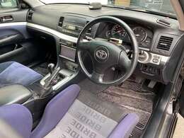 ご来店前にお問合せフォームから「来店予約」をお願い致します。予約ナシの当日のご来店については恐れ入りますがお電話で在庫確認をお願い致します。展示場とは別のバックヤードに保管している場合がある為です。