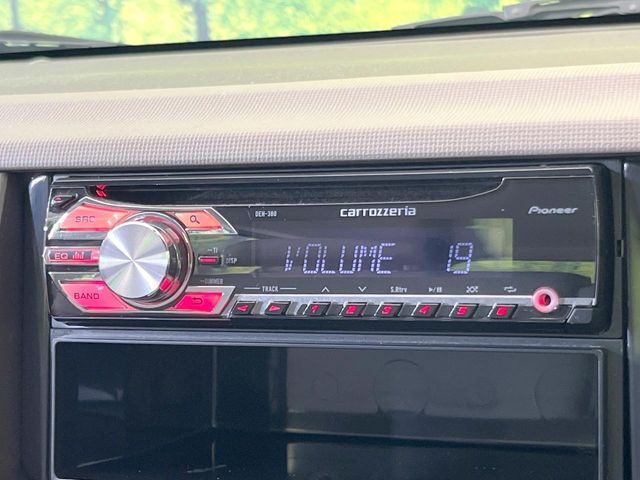 お好きな音楽を車内でお楽しみいただけます♪スピーカー交換・ウーハー追加などの音質向上や、最新ナビ・後席モニター等の取り付けも是非ご相談ください！