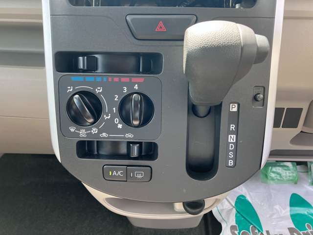【ポケットカーズが選ばれるワケ】☆☆　高価買取　☆☆　お車乗り換えの際の下取りはもちろん お客様の愛車の買い取りまで行います！