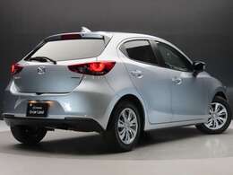 ☆ソニックシルバーメタリックのMAZDA2☆
