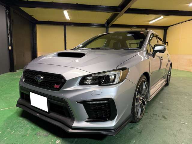 取扱説明書・新車時保証書・スペアキー・整備履歴有