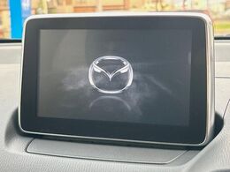 【純正ナビ】人気の純正ナビを装備。オーディオ機能も充実しており、Bluetooth接続すればお持ちのスマホやMP3プレイヤーの音楽を再生可能！毎日の運転がさらに楽しくなります！！