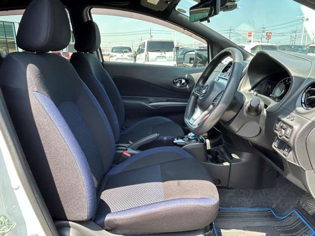【1列目シート】現車の確認はお電話でも承っております。