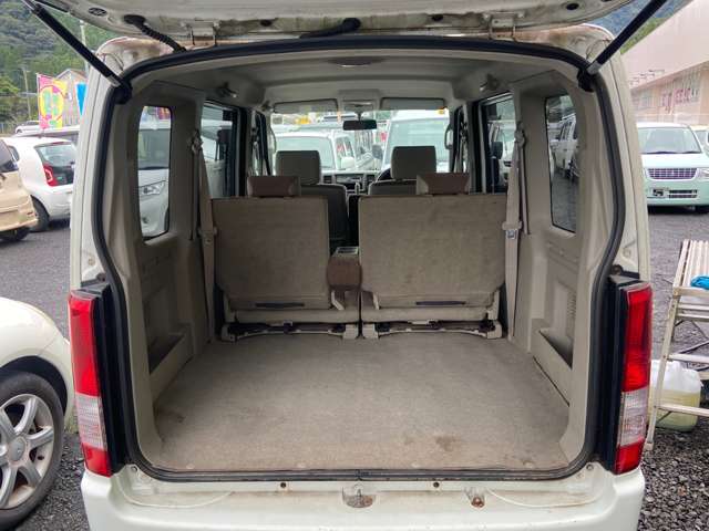 溝部鹿児島空港ICから車で10分。国道504号線沿いに御座います。