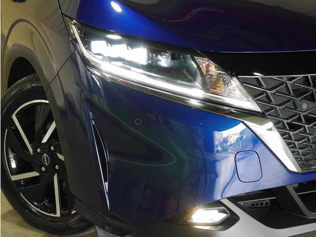 ■LEDヘッドライトが装備されています。暗い夜道でも明るく見やすいです☆