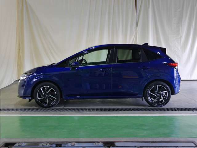 ■車検・整備・鈑金・保険・カー用品・燃料販売・洗車コーティング事業・カーリペア＆デントリペア等、全てをカワウチグループで完結できます。アフターサービスが自慢です！『一度のご縁を一生のお付き合いに』