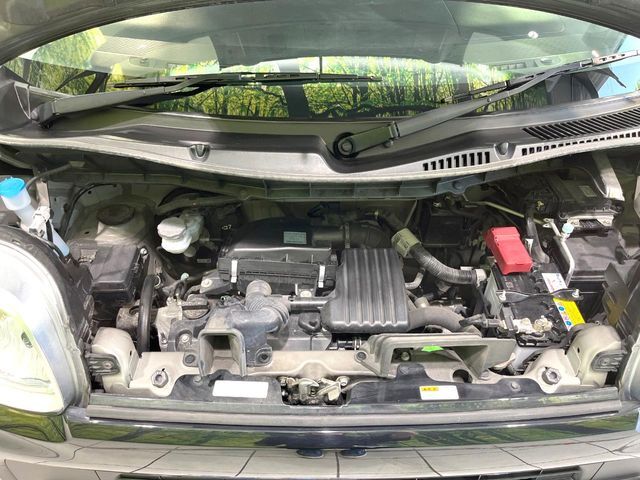 親切・丁寧な専門メカニックスタッフが応対！・車検・点検整備・事故等の修理などアフターサービスも安心。お車のカスタマイズもネクステージのサービススタッフまでご相談ください！