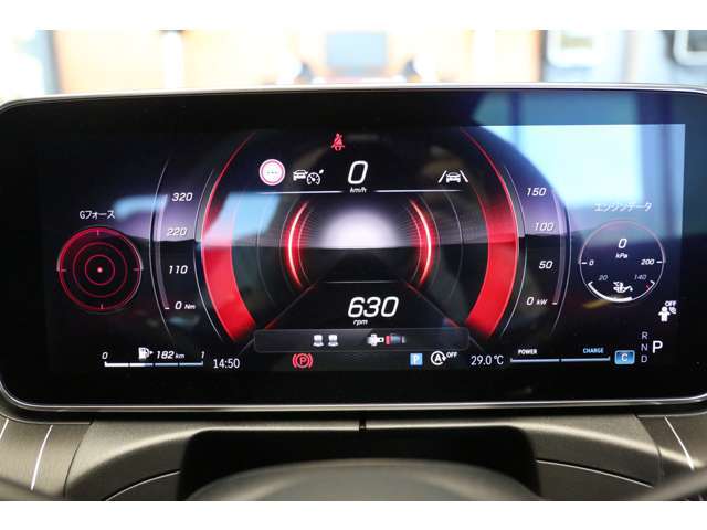 昼夜を問わず計器類はいつでも見やすいので安全に運転できます。また、どのモデルでも基本設計が共通の為乗り換えても違和感がありません。
