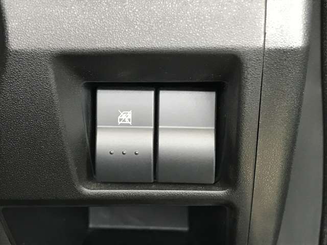 スイッチなどが手の届きやすい高めの位置に設置されているので、操作性にとっても優れているんですよ☆