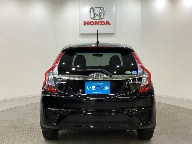 【Honda認定中古車 U-Select】　は3つの安心をお約束します。　1　Hondaのプロが整備した安心。 2　第三者機関がチェックした安心。　3　購入後もHondaが保証する安心。