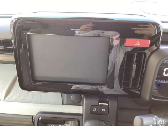 オーディオレス車です。8インチナビゲーション対応です。詳しくはスタッフにご相談ください。